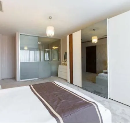 Golf Royal Residence Apartment *