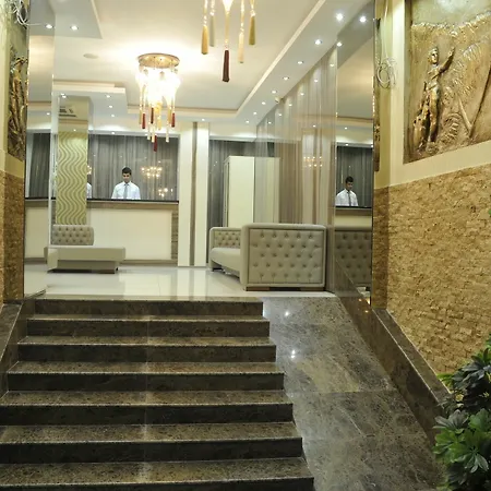 Golf Royal Residence *